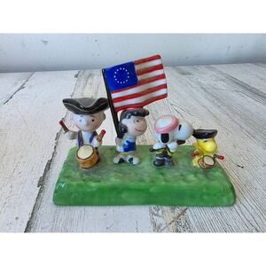 Vintage UFS porcelain peanuts band‎ 4th of July flag Americana statue figurine